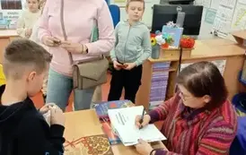 Magiczne spotkanie z Anną Czerwińską-Rydel w naszej bibliotece!  44