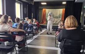  Teatrzyk pt. &bdquo;Przygody Misia Nanuka&rdquo; 6