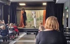  Teatrzyk pt. &bdquo;Przygody Misia Nanuka&rdquo; 9