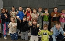 Zajęcia plastyczne - przenieśliśmy się do świata natury 1