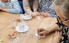 Książkowe rękodzieło &ndash; kreatywnie z seniorami! 24
