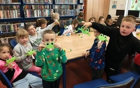 Tydzień Bibliotek pełen uśmiech&oacute;w i niezwykłych gości ,,Myszki,, i ,,Motylki,, 18