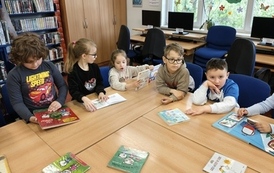 Tydzień Bibliotek pełen uśmiech&oacute;w i niezwykłych gości ,,Myszki,, i ,,Motylki,, 27