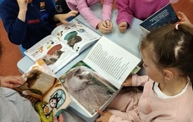 Tydzień Bibliotek pełen uśmiech&oacute;w i niezwykłych gości ,,Myszki,, i ,,Motylki,, 29
