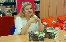 Przedwakacyjne spotkanie Dyskusyjnego Klubu Książki 16
