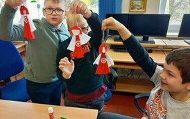 Lekcja biblioteczna i warsztaty plastyczne z klasą II a i II b  42