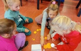 Wizyta Motyli i Lisk&oacute;w w naszej bibliotece 18