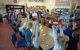 Spotkanie patriotyczne z klasą I i III 13