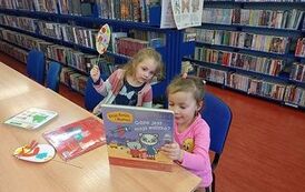 Motylki w bibliotece 3