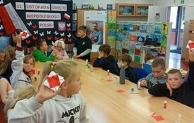Lekcja patriotyczna dla klas III 15