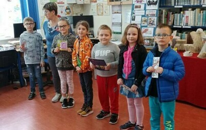 Zdjęcie do Czytam z klasą"Lekturki spod chmurki"