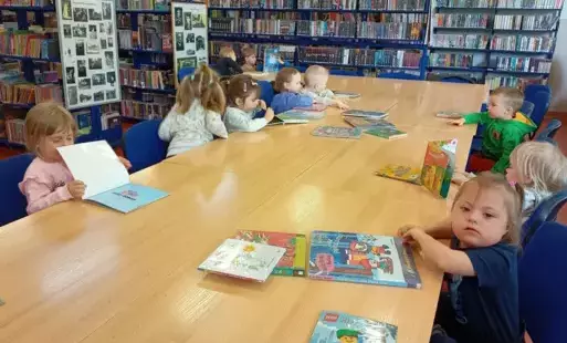 Zdjęcie do Światowy Dzień Książki z &quot;Krasnalami&quot;!